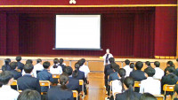 ３年進路集会