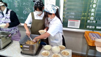 給食１