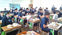 給食４