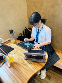 アトリエパレット④ボトルデザイン中